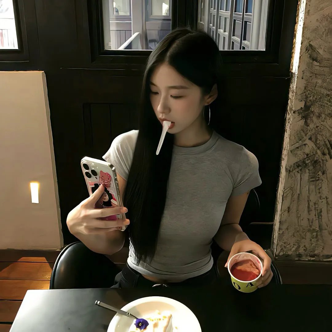 一村女人一村长剧照 田间地头